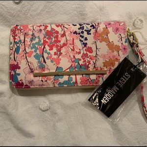 NWT Floral Steve Madden Wallet